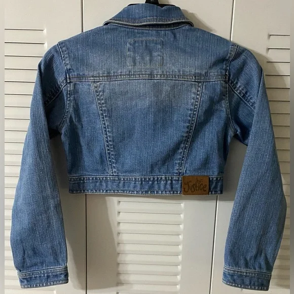 Justice Jean Jacket, Medium wash, Denim, Sz 10, Crop, Trucker, Embroidery - Picture 12 of 15